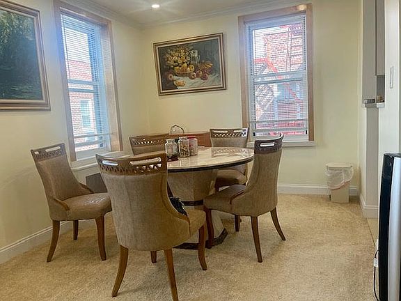3rd image of 142-05 Roosevelt Ave #703
