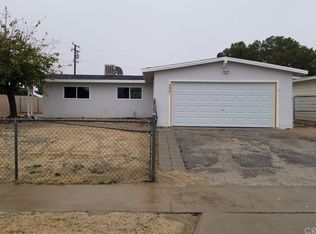 5981 Rose Ellen Ave, Twentynine Palms, CA 92277