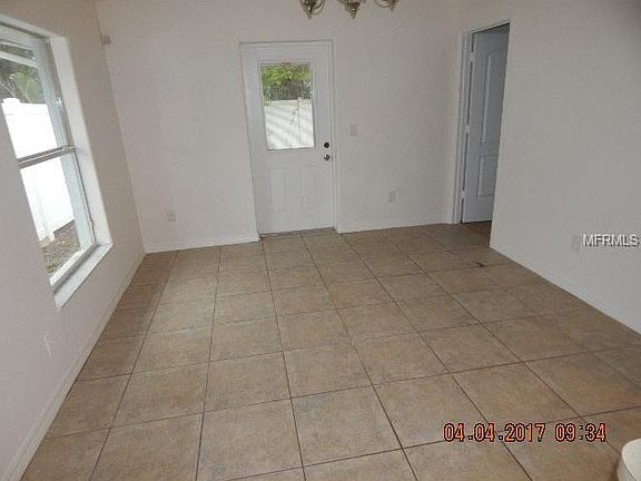 5th image of 853 Valencia Ave