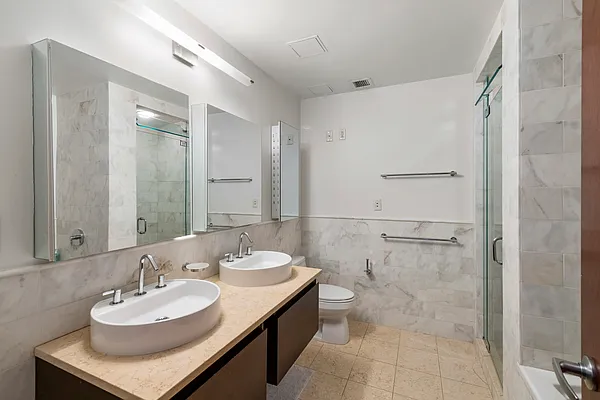 Sold by Compass | media 5