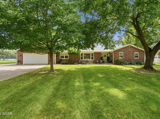 2643 Elmview Dr, Lima, OH 45806