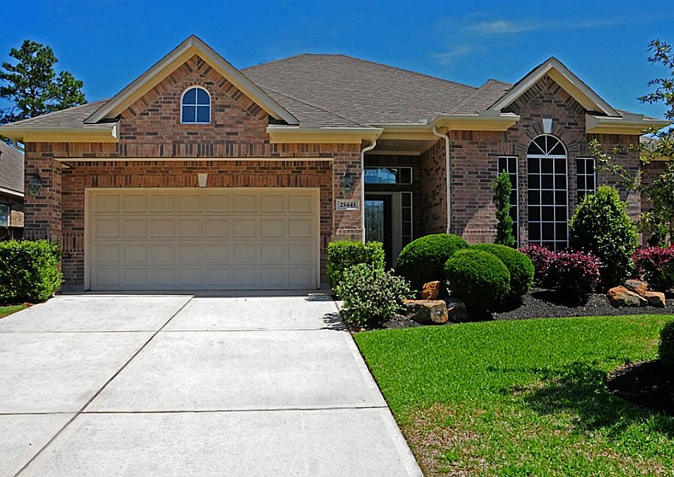 1st image of 25443 Vinechase Dr
