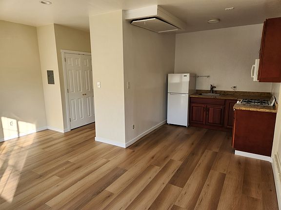 2nd image of 20054 1st St W #B