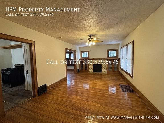 3rd image of 1442 Plain Ave NE