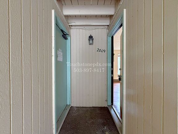 3rd image of 2805 SE Division St #2809