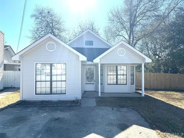 3808 Perry Hill Ct, Montgomery, AL 36109