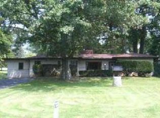 3505 Riverbluff Rd, Bedford, IN 47421