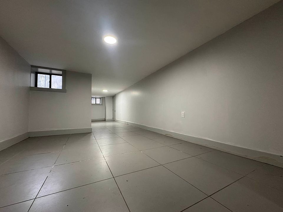 1st image of 1351 Hancock St APT 1R