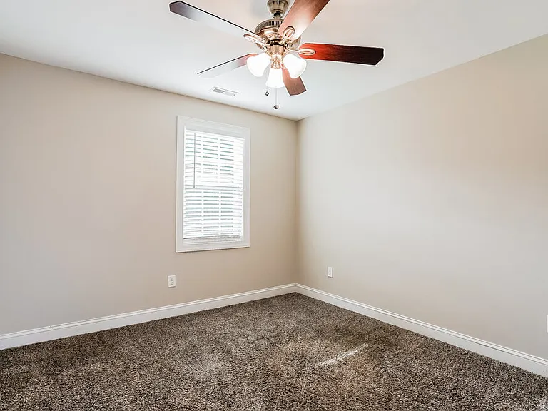 308 Cardinal Crest Ln — Photo 14