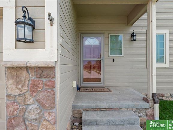 4th image of 4319 Waterford Ave