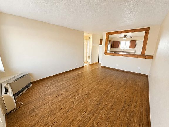 2nd image of 3020 Denver St APT 1