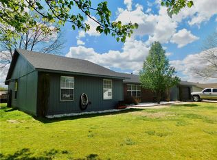 1200 W Nursery Rd, Rogers, AR 72758