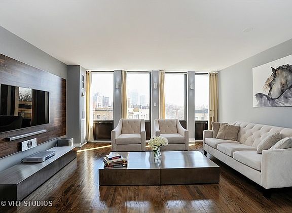 3rd image of 444 W Fullerton Pkwy APT 507