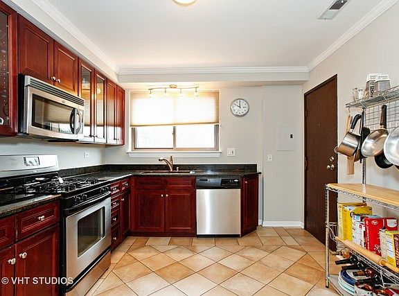 5th image of 1406 S Fairfield Ave APT 59C