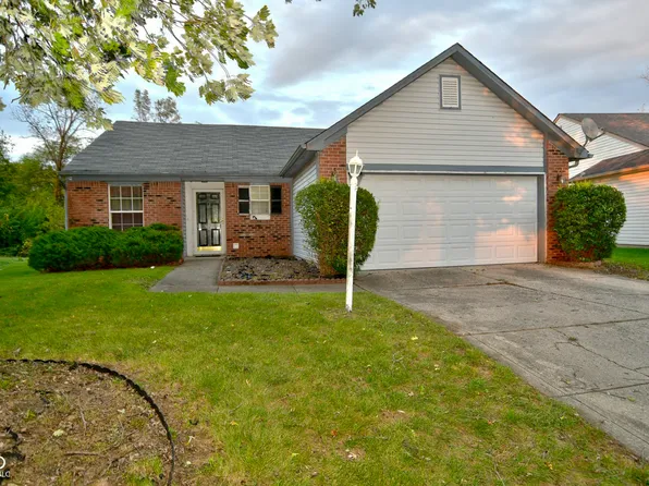10722 Lostpine Ln, Indianapolis, IN 46235