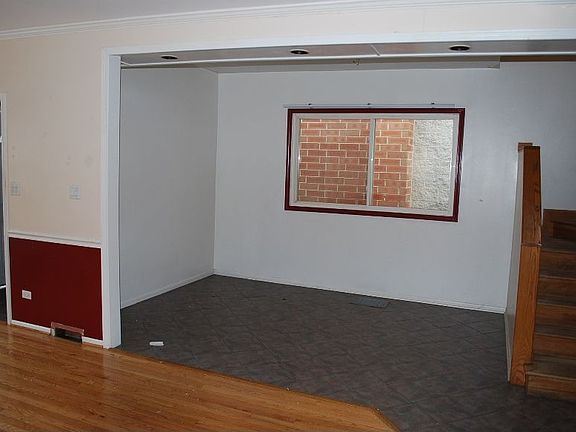 5th image of 3539 N Narragansett Ave