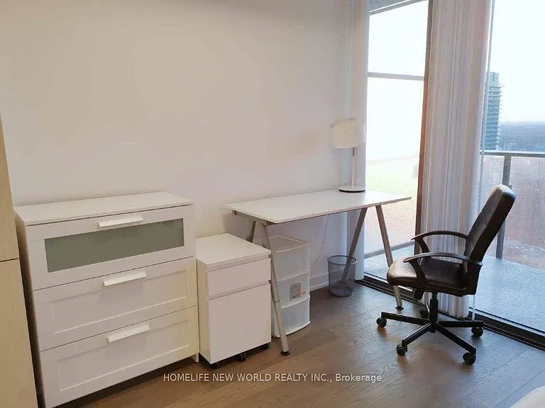 11 Wellesley St W #5010 — Photo 8