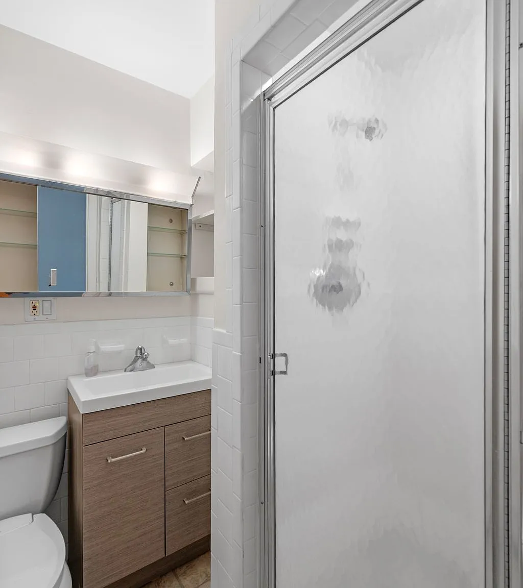 2 bed, 989 sqft, $3,495 — Photo 3