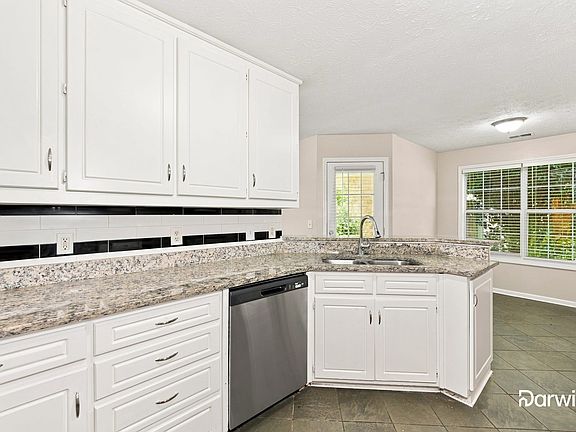 2nd image of 1525 Julianna Dr