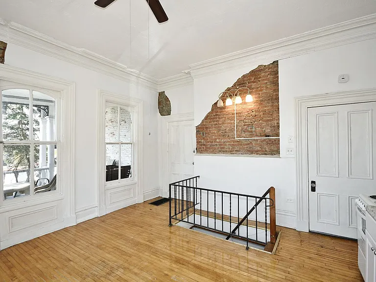 991 Leon Rd — Photo 10