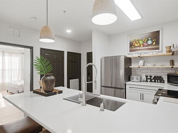 5th image of 3176 FELTRIM PLACE #302