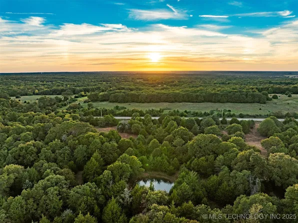 13 Slaughterville Rd, Wanette, OK 74878