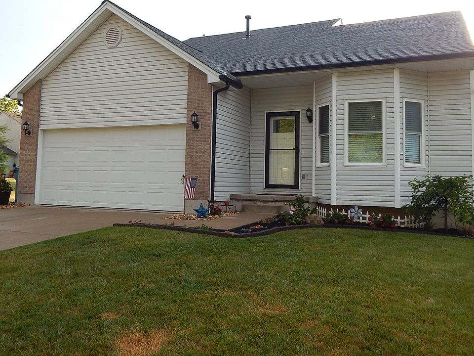 1st image of 3903 Pebble Creek Ln