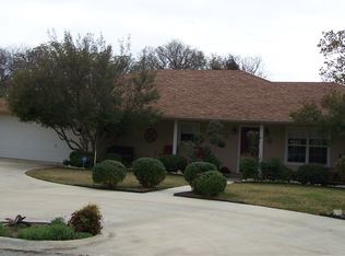 120 Ace Cir, Comanche, TX 76442