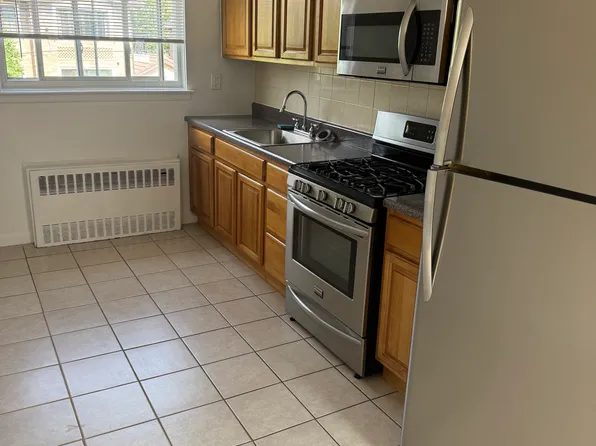 (undisclosed Address), Bayside, NY 11361