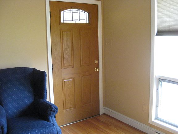 2nd image of 130 Walton Dr