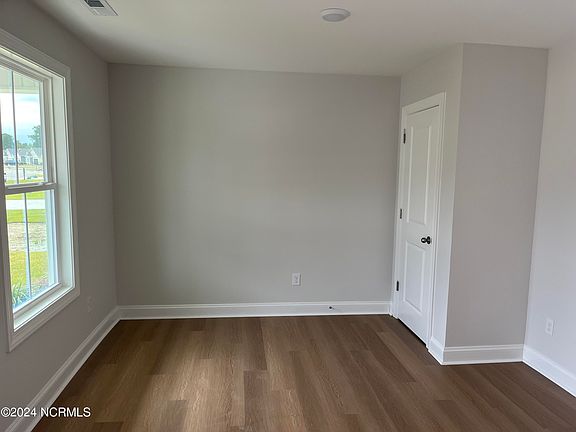 3rd image of 323 Glendale Arbor Drive SW #59