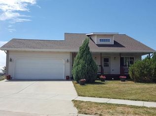 5207 Mercury Dr, Rapid City, SD 57703
