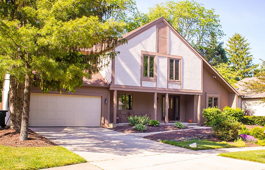 1st image of 900 Loch Lomond Ln
