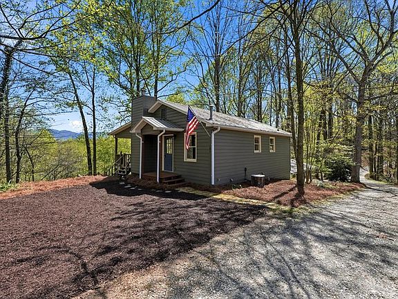 3rd image of 183 Dogwood Ct