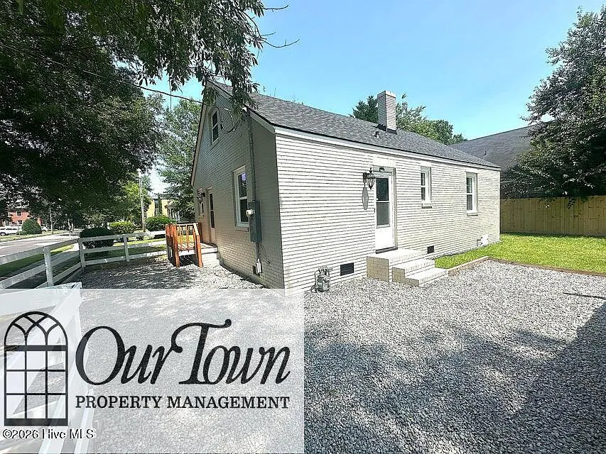 2 bed, 1.0 bath, 980 sqft, $1,300 — Photo 3