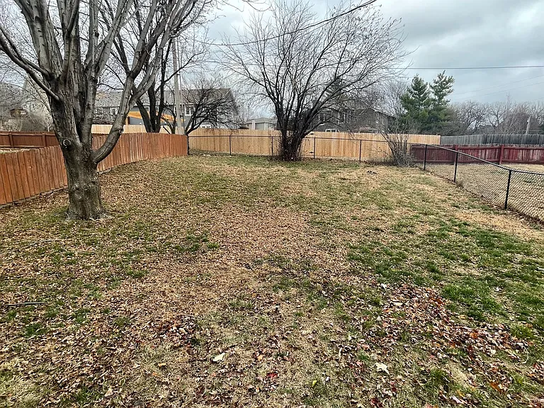 2002 Little Kitten Ave — Photo 3