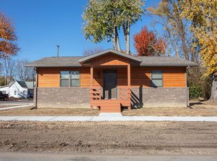 404 E Oak St, Princeton, IN 47670