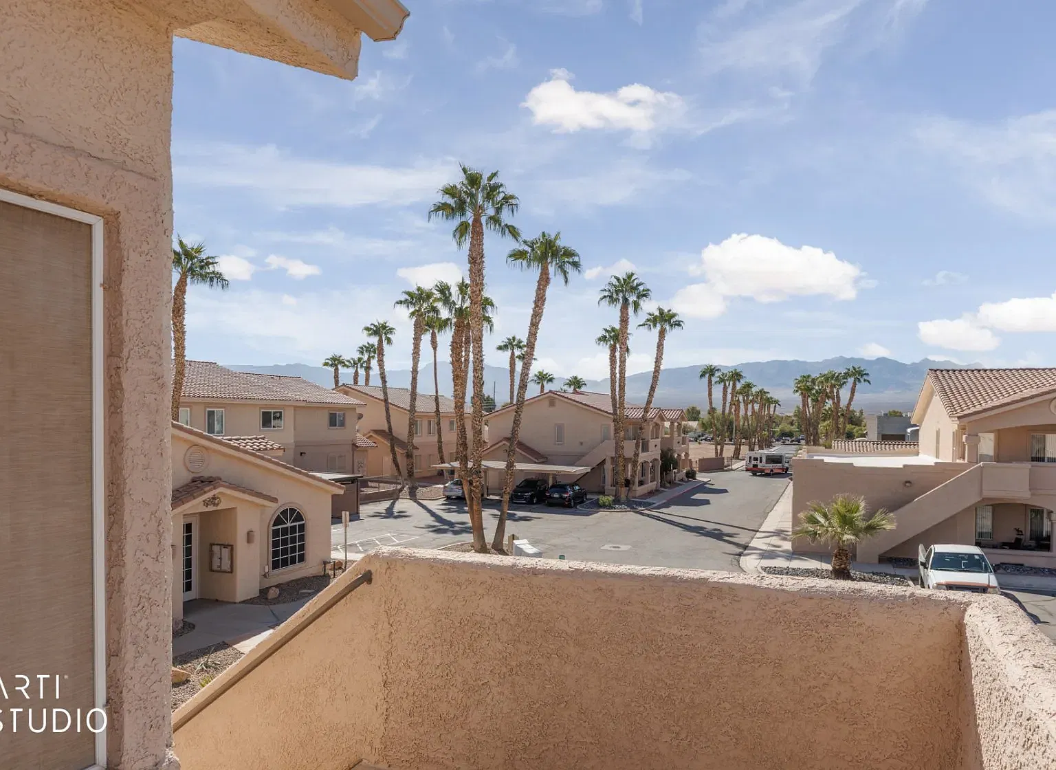 517 W Mesquite Blvd — Photo 4