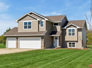 1020 167th St, Hammond, WI 54015