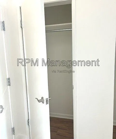 20327 Saticoy St #307 — Photo 3