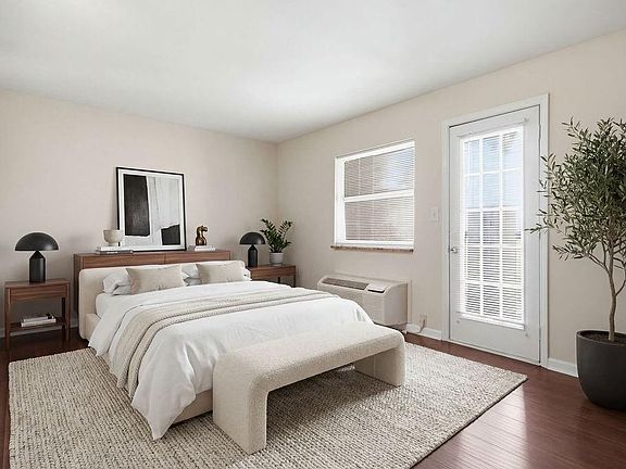 5th image of 795 Hammond Dr APT 710