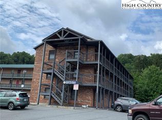 140 Faculty St APT 6, Boone, NC 28607