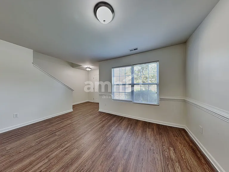 5149 Liberty Hall Cir — Photo 4