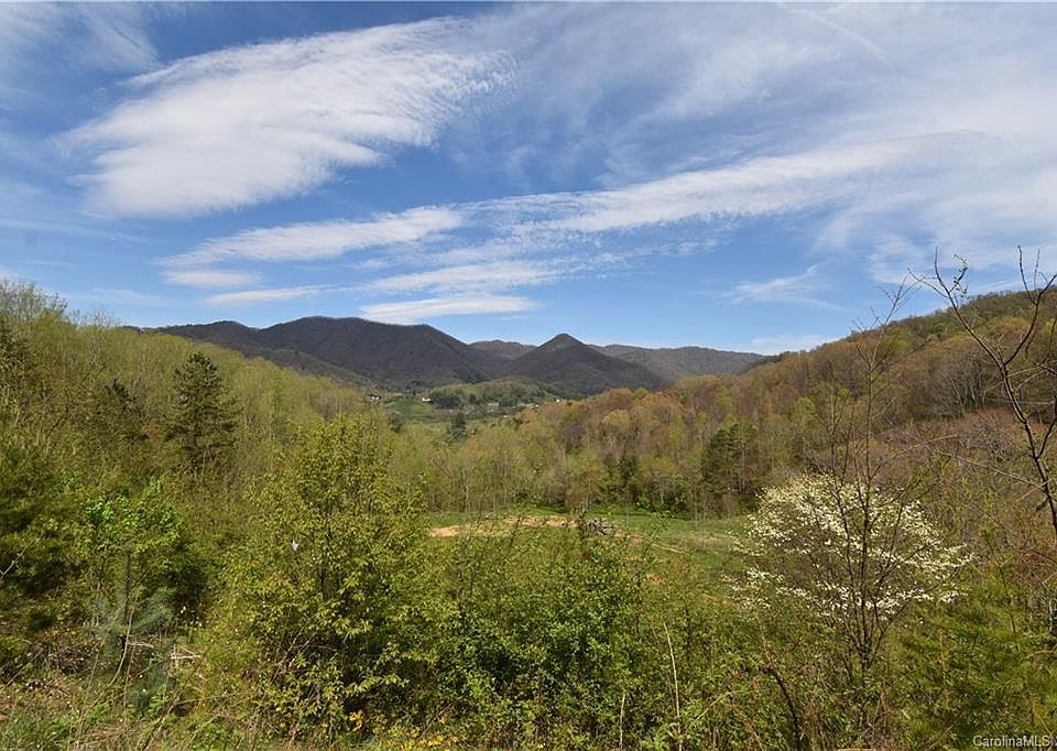 1st image of 762 Carver Cove Rd