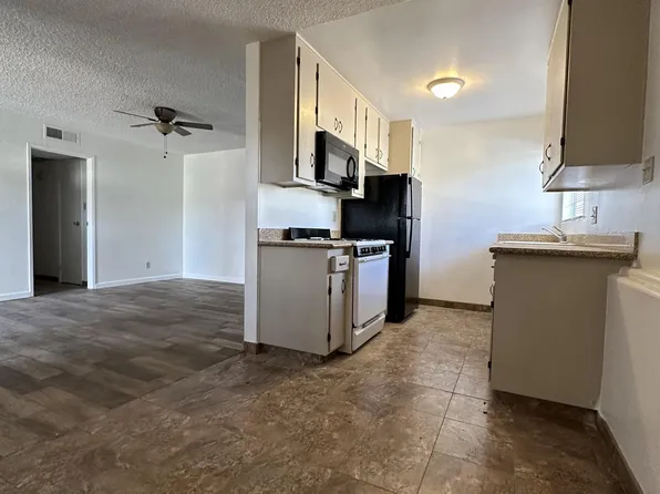 Dana Suites, 3752 Dana St, Bakersfield, CA 93306