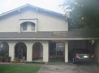 7818 Black Fin Ln, Houston, TX 77072