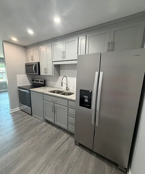 416 Nelson St #3 — Photo 3