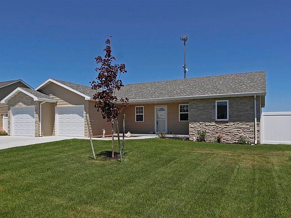 2nd image of 4007 W Park Dr