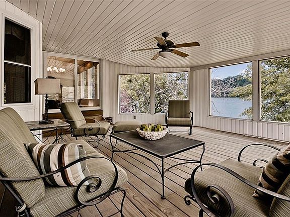 5th image of 20941 Lakeshore Dr #1063