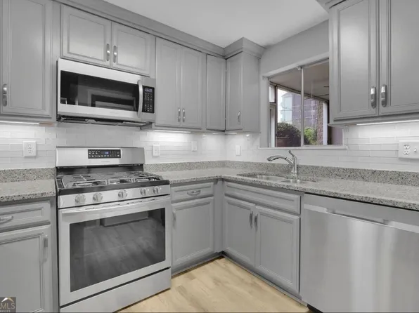 346 Carpenter Dr APT 16, Atlanta, GA 30328